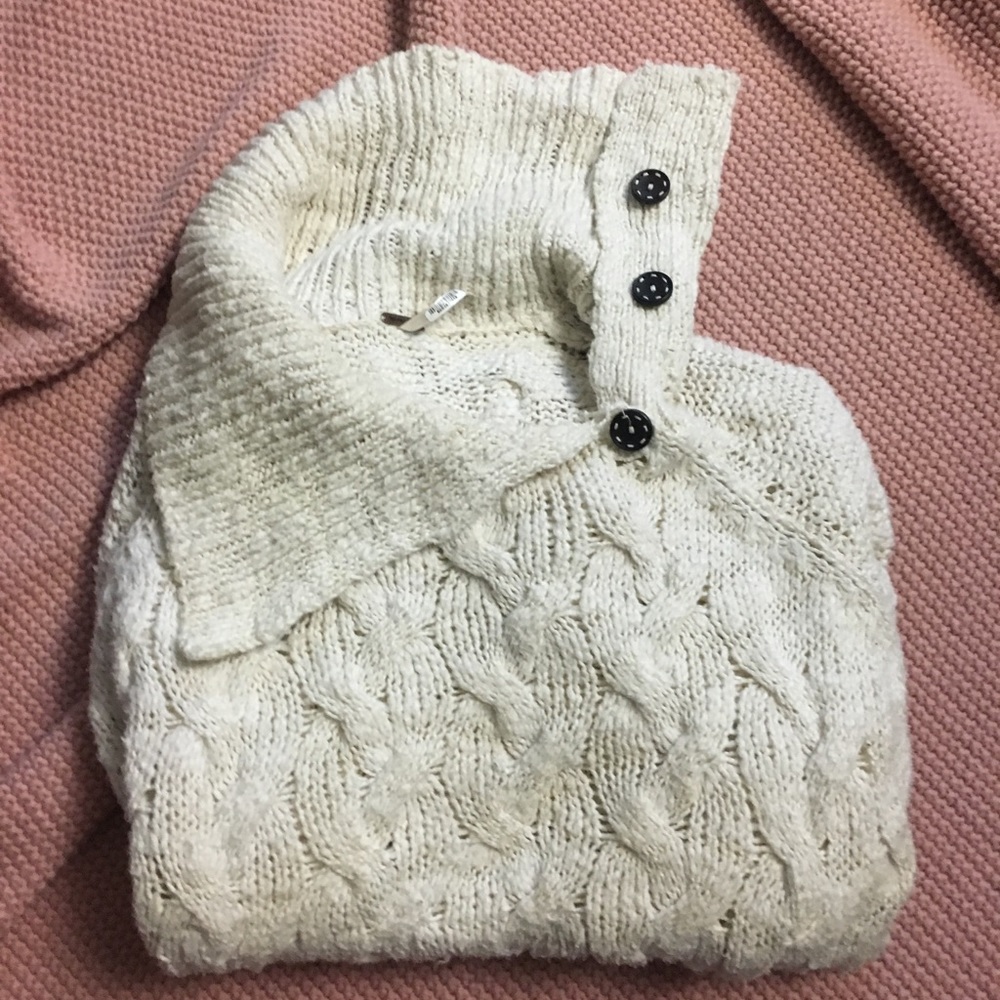 free people sweater!!